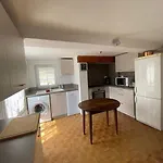 La Halte De La Huniere - Jardin - - Garage