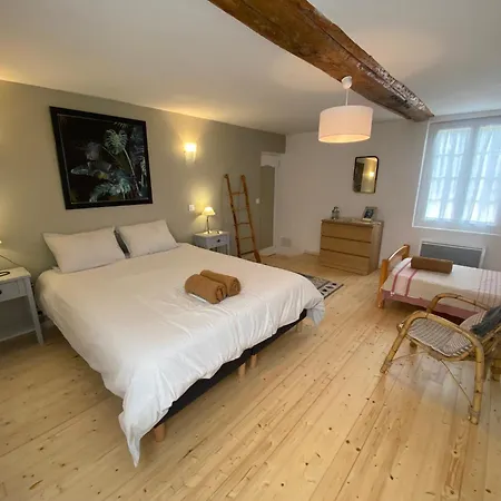 La Halte De La Huniere - Calme - - Garage