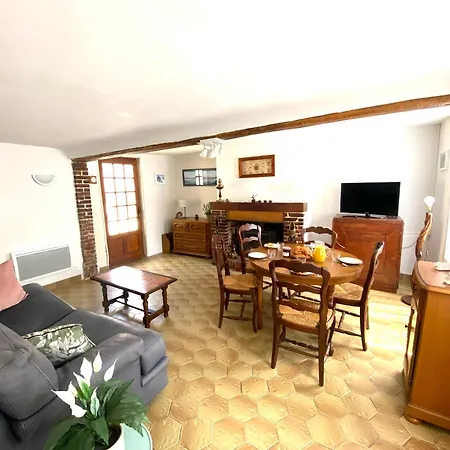 La Halte De La Huniere - Jardin - - Garage